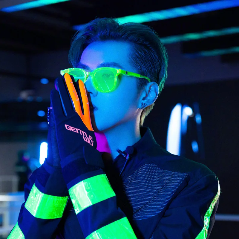 Fashion Party Sunglasses Women Men Designer Sun Glasses Cateye Female Elegant Sun glasses Retro Yellow Oculos Neon Sunglasses