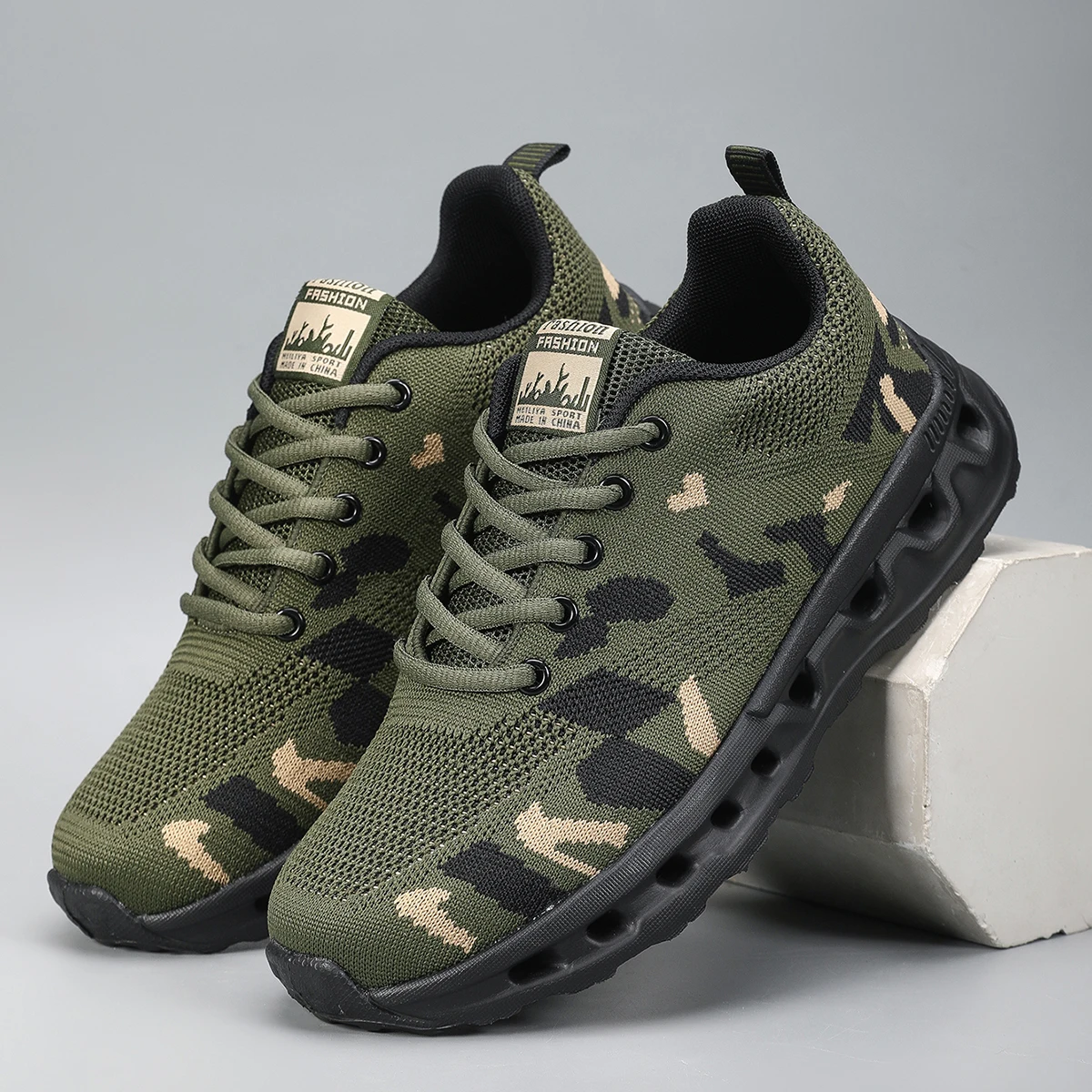 cheap shoes sneaker sport shoe ,Girls Hook-and-loop Fastener Lace Up Design Letter Graphic Lightweight Running Shoes For Spring