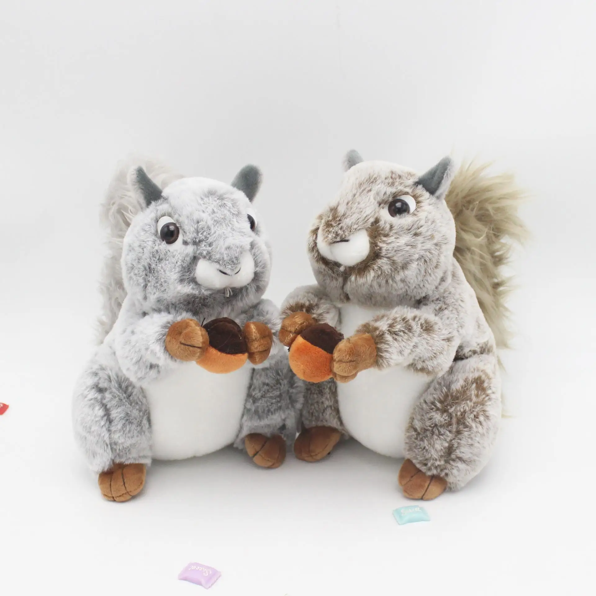 New simulation squirrel plush doll cute mini brown squirrel holding pine nuts plush toy animal stuffy toy wholesale