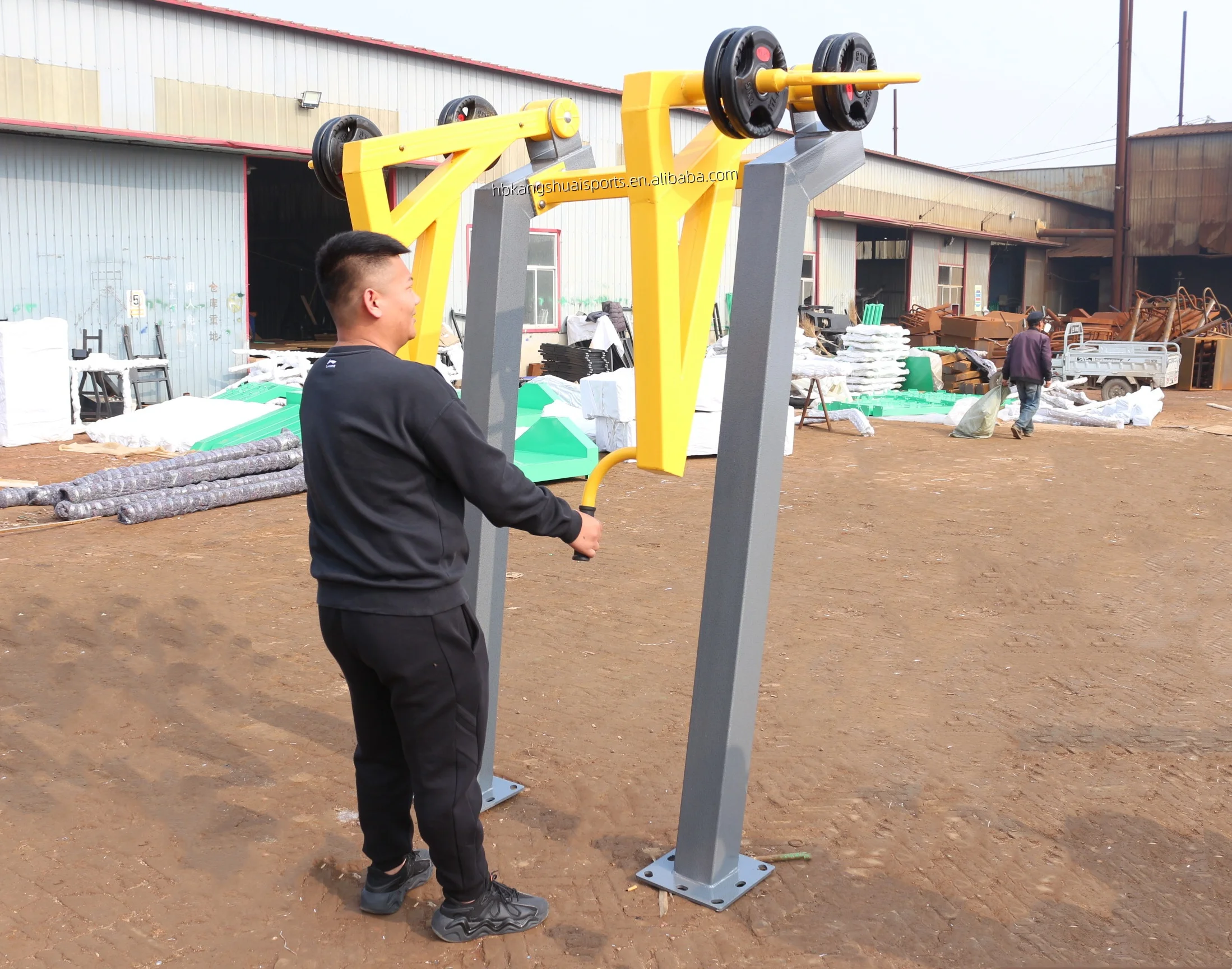 2024 Popular outdoor fitness equipment strength training muscle exercise equipment pulling trainer wholesale