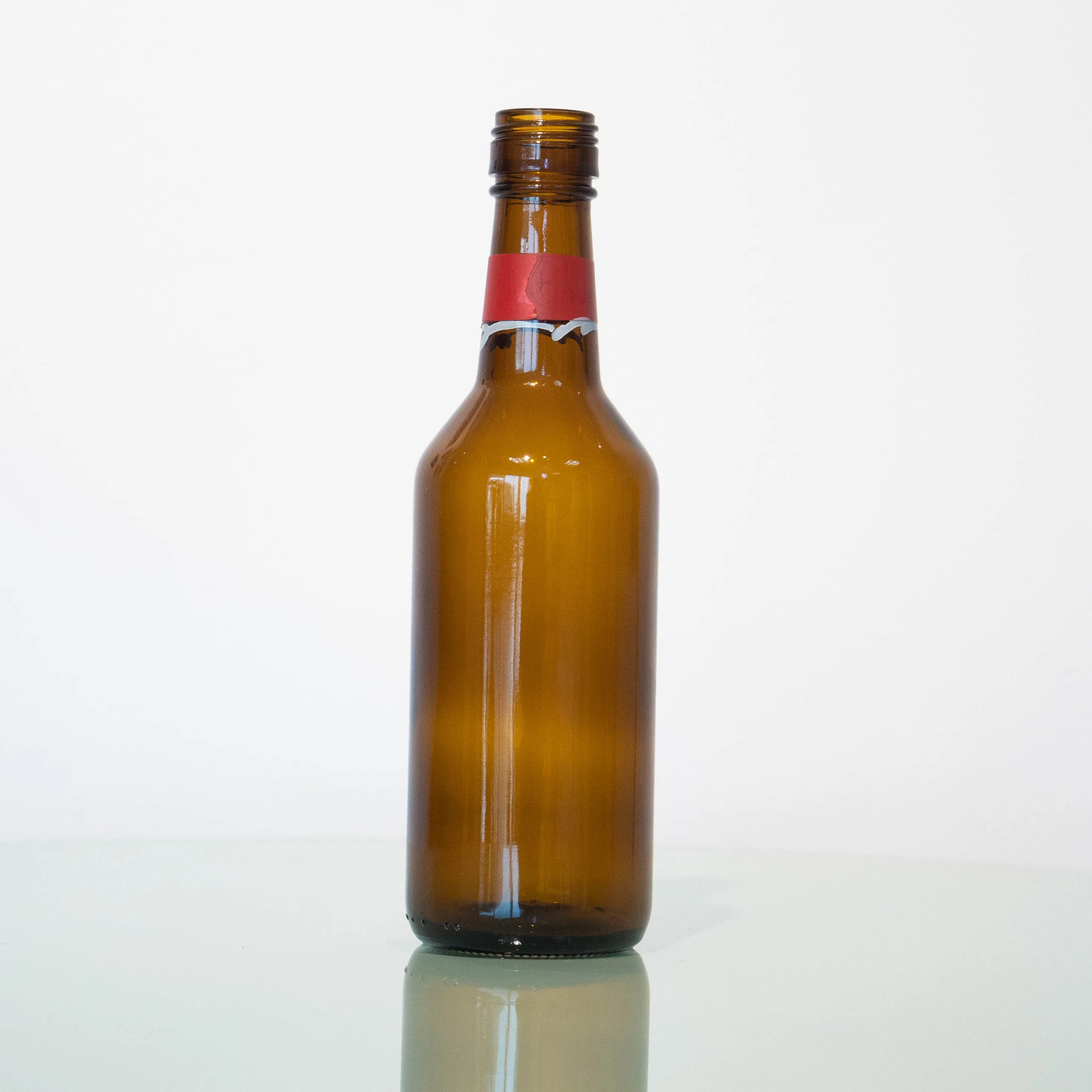 500ml high quality transparency glass beer bottle with swing top cap