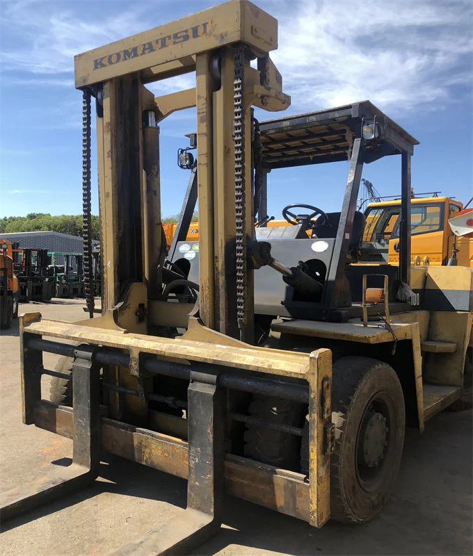 New stock used Japanese forklift Komatsu FD100 Original components low working hours