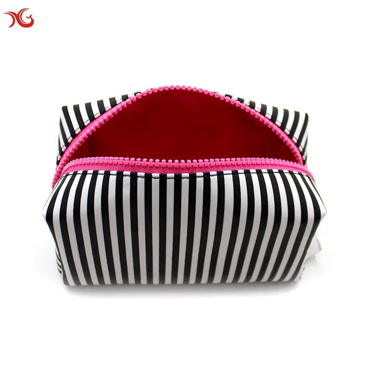 Big Capacity Make Up Bags Professional Pu Leather Cosmetic Bag Travel Pattern Make Up Bag