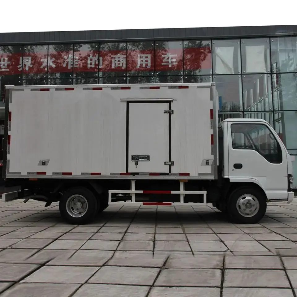 Новый грузовик-рефрижератор ISUZU 4x2 грузовой автомобиль-рефрижератор