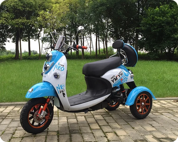 2020 New 3 wheel motorcycle electric tricycle scooter for passengers