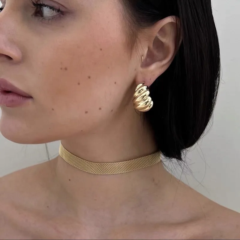 16mm*25mm 18K Gold Plated Big Croissants Earrings Baguette Twisted Hoop Earrings for Women Classic Fashion Hyperbole Jewelry Hot