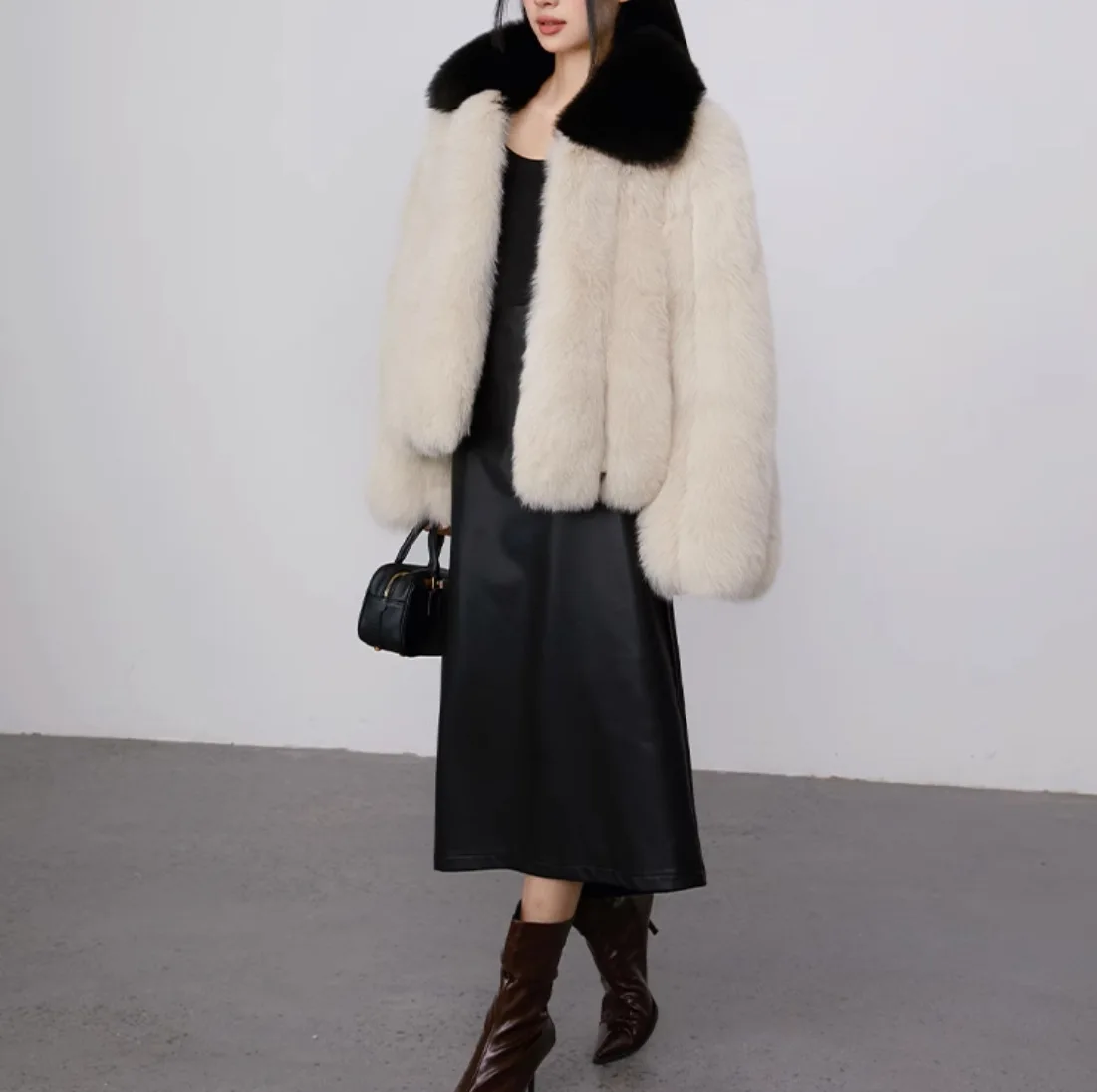 Winter Warm Faux Fox Fur Women  Women Faux Mink Fur Collar Coat Luxury Mopping Style Fur Coat