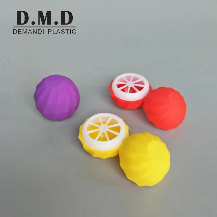 Wholesale hot sale pink black red blue green cute fancy ball shaped lip balm container packaging
