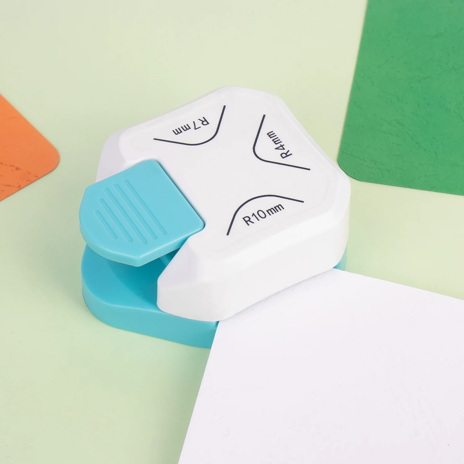 ZEQUAN 3 in 1 Corner Rounder 4mm Corner Cutter Photo Paper Corner Rounder Hole Punch