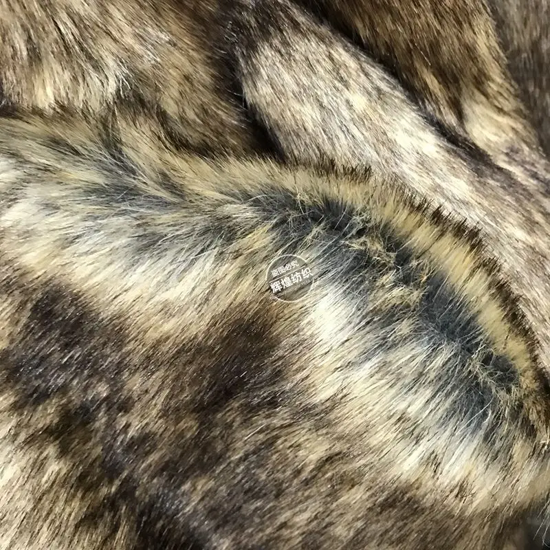 Custom Acrylic Tip Dyed Long Pile Thick Plush Faux Fur Fabric for Garment
