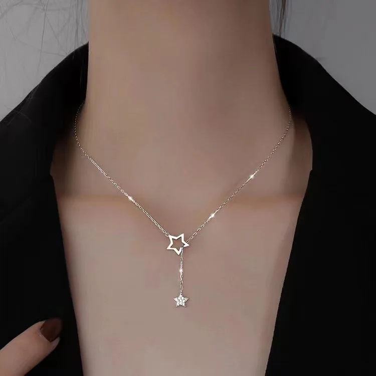 Star necklace with female Ins hollow tassel design minimalist elegant collarbone chain
