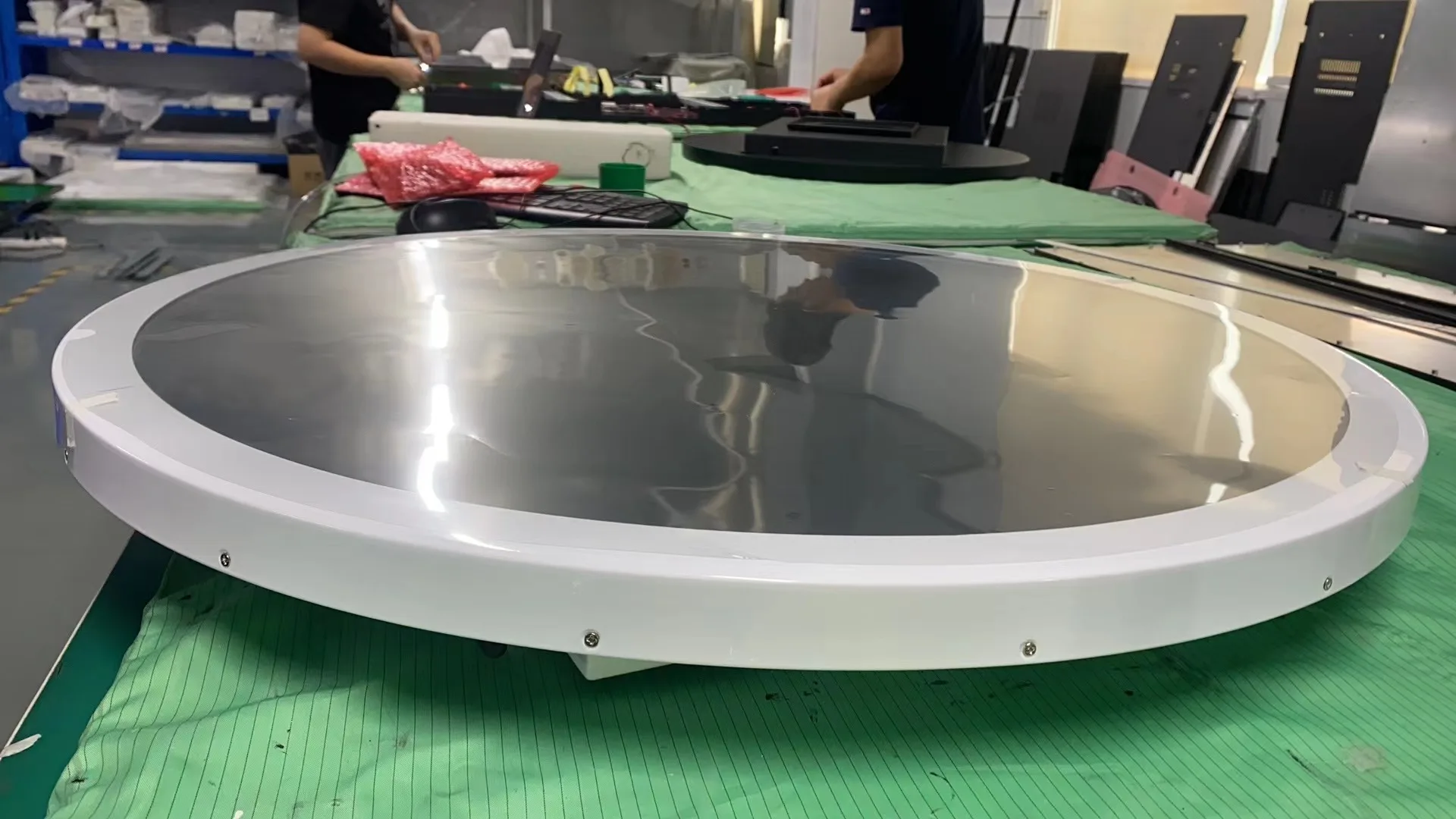 23.6 inch custom HD touch circular LCD advertising media display Circular TV screen billboard display