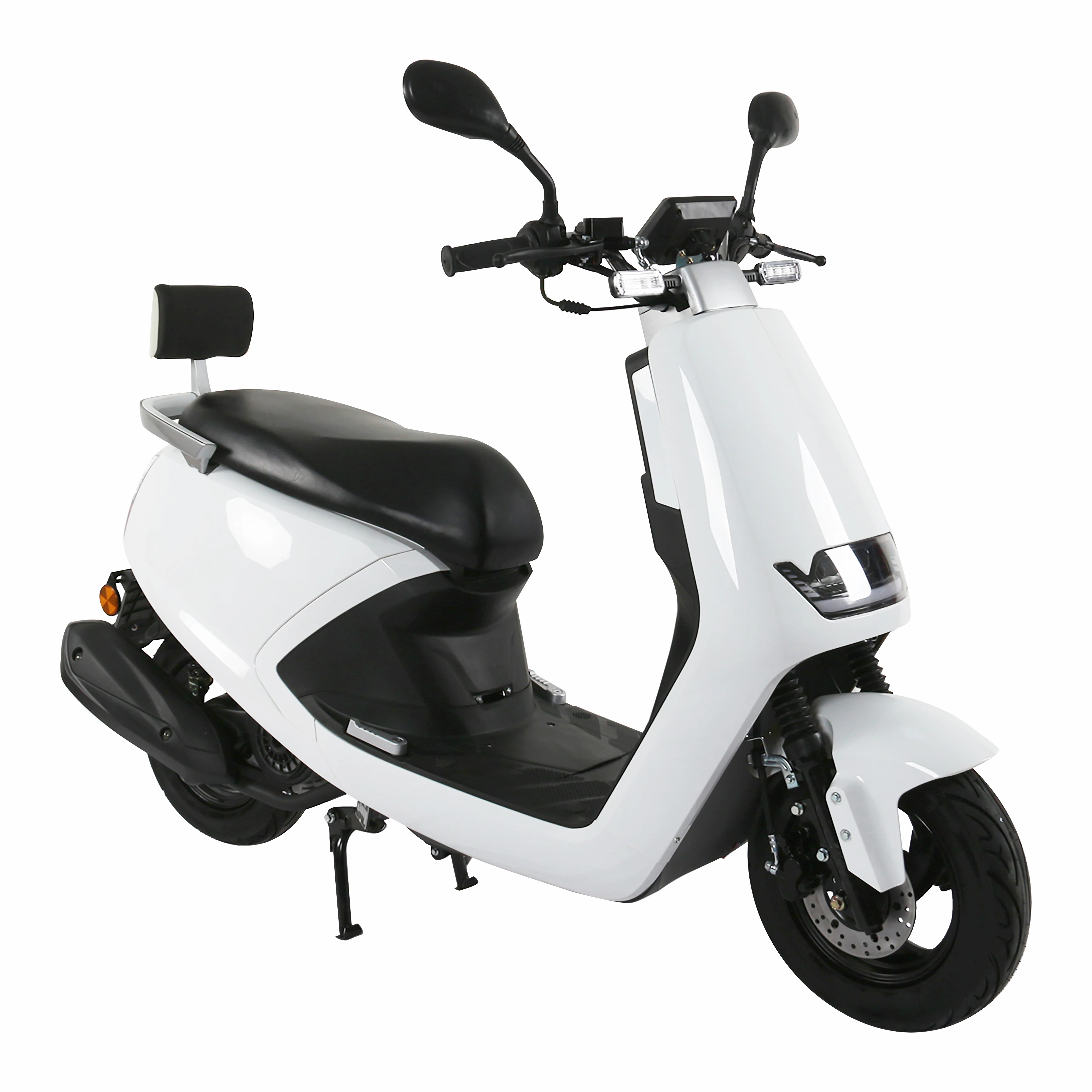 Durable disc brakes 12V125cc new petrol scooter for adult riding