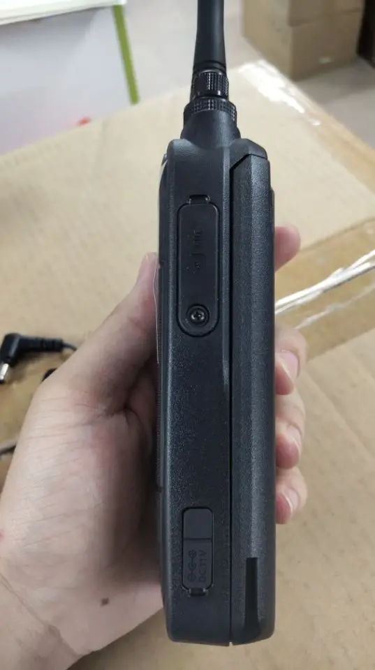 IC A25C VHF AIR BAND TRANSCEIVERS walkie talkie radio with OPC-2379