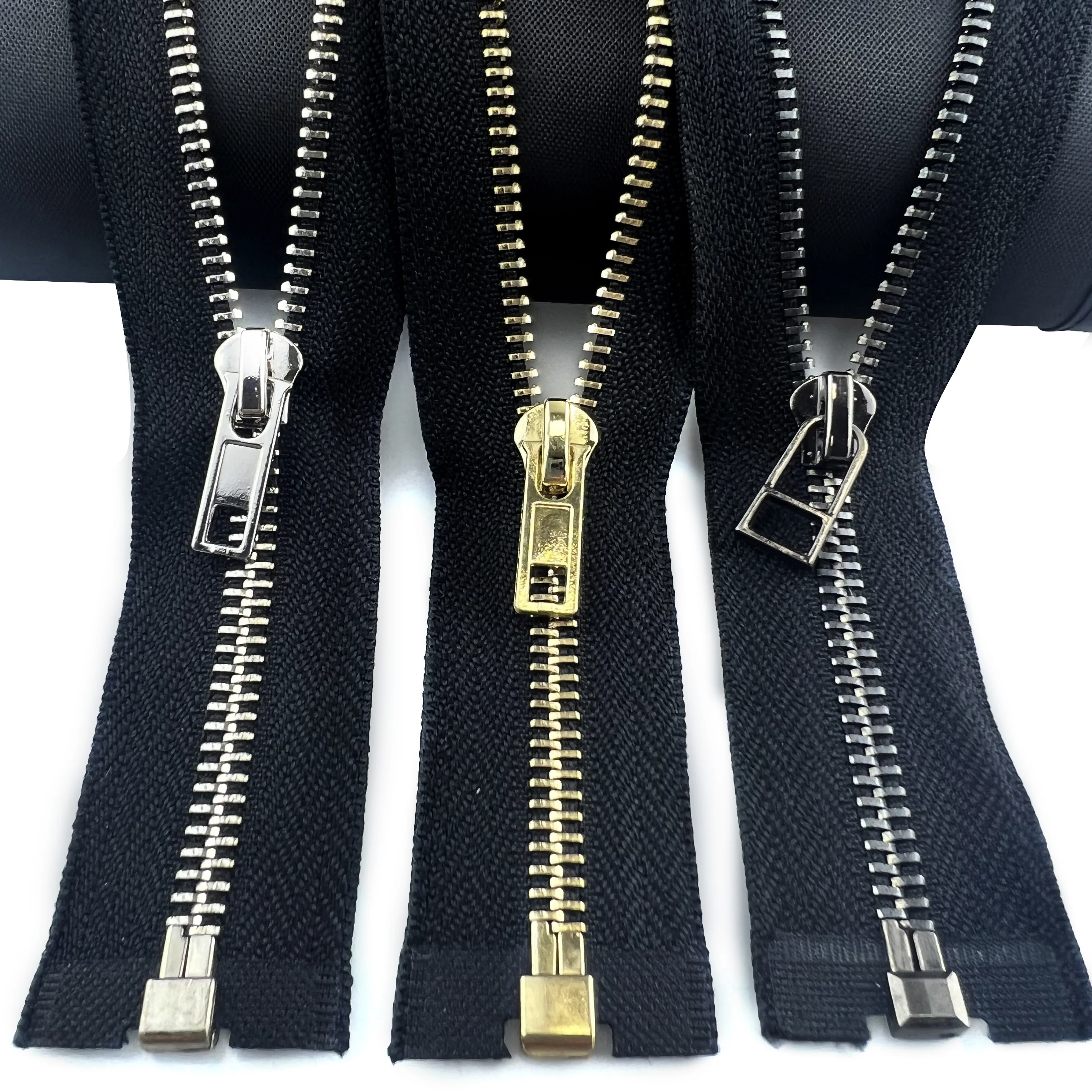 Wholesale Gold Fancy Open Jacket Metal Zipper 5# Tape Roll Zipper Factory Source Customized Excellent Quality