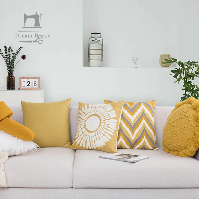 Nordic Design Hand made woolen knitted Round Pillow with pompom decor for home hotel garden sofa