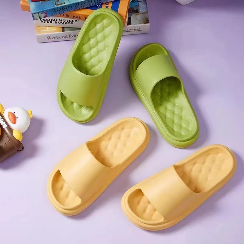 High Quality Slides Slippers Breathable Summer Sandals Ladies Shoes High Quality Rubber Slides