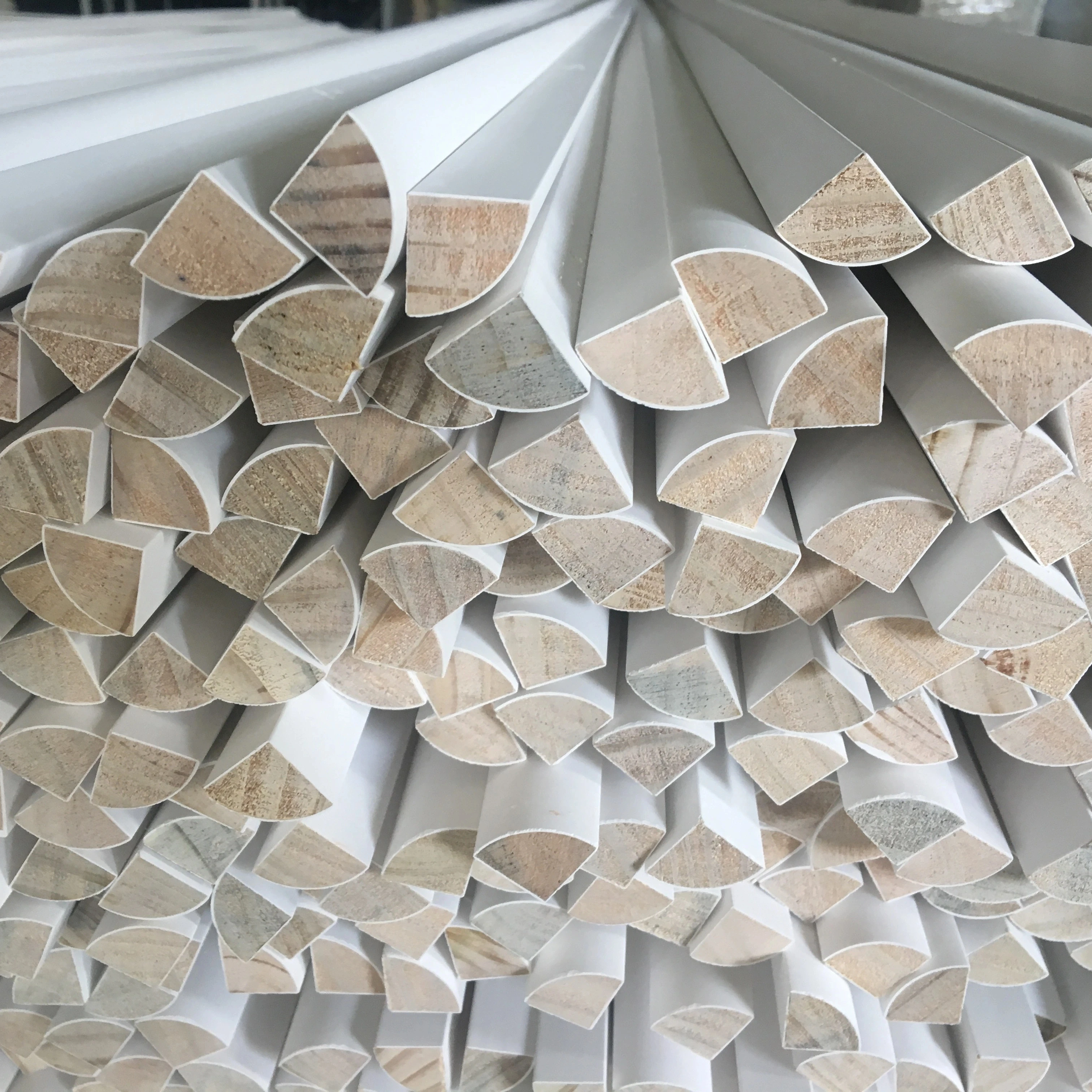Widely Used Durable Cheap Radiata Pine Wood Millwork Quarter Round Trim White Primed Floor Moulding