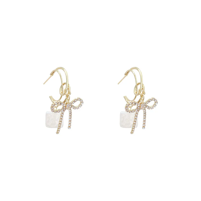 
hotselling New Fashion unique design with 18k gold plated High quality butterfly Rhinestone knot double ring stud earring 