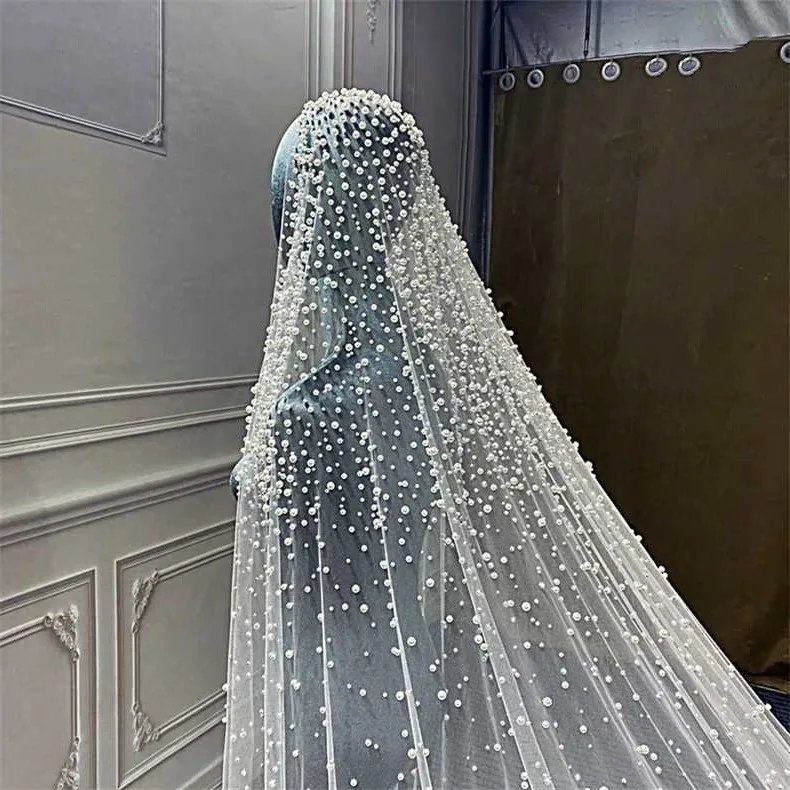 QUEENS GOWN luxury pearls bridal mesh tulle veil gorgeous ivory long train pearl trim wedding dress veil
