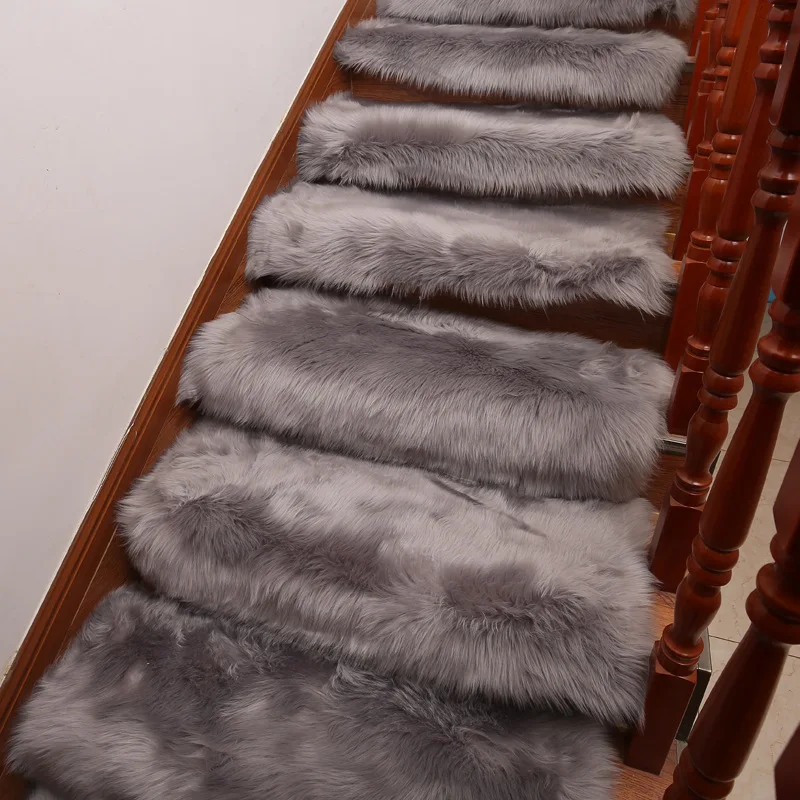 Лестничный ковер согревает душу от ног дизайн ковра соответствует вашим ожиданиям