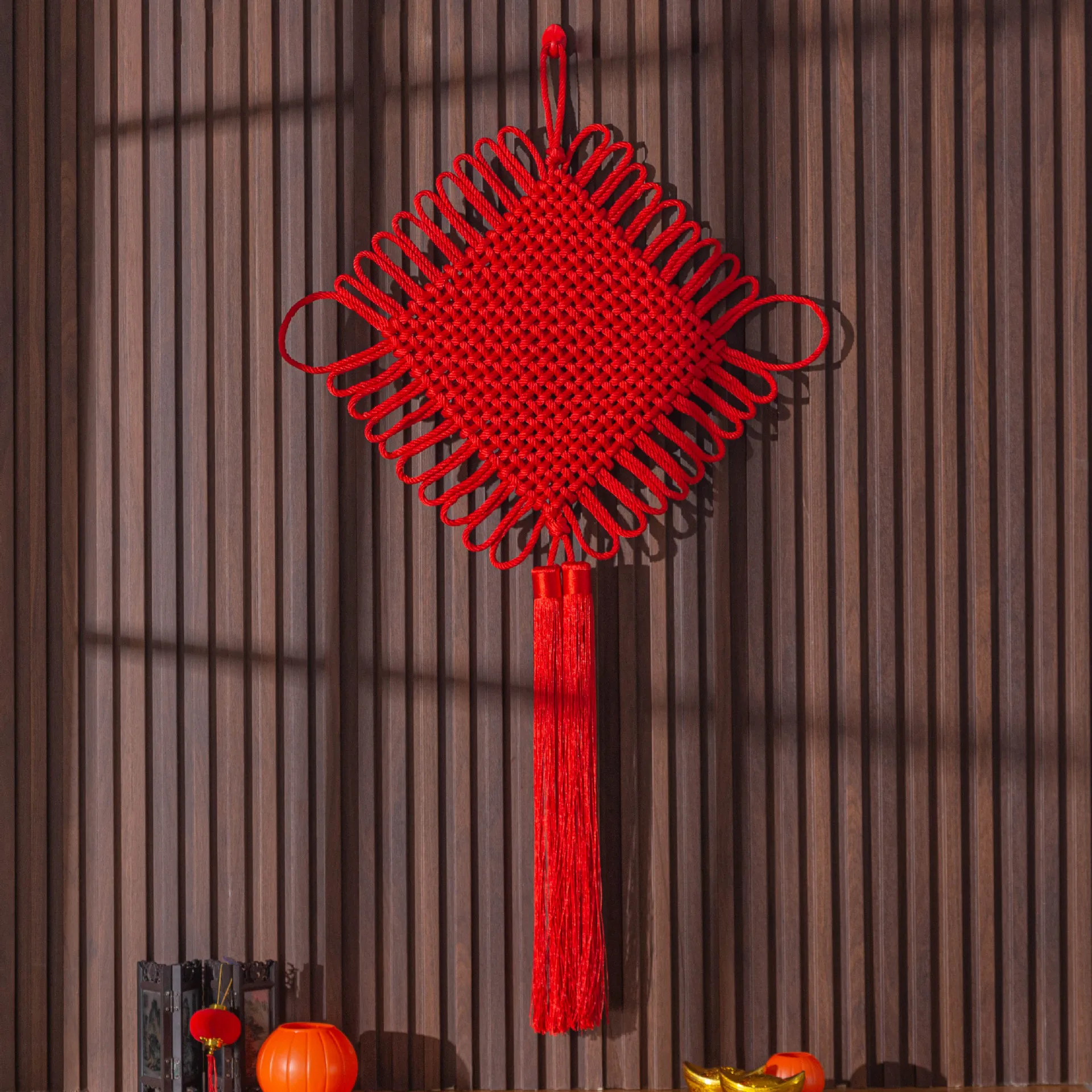 Wholesale 2025 Spring Festival Fu Chinese Knot Hand Woven Peace Knot Indoor Decoration Pendant for Chinese New Year