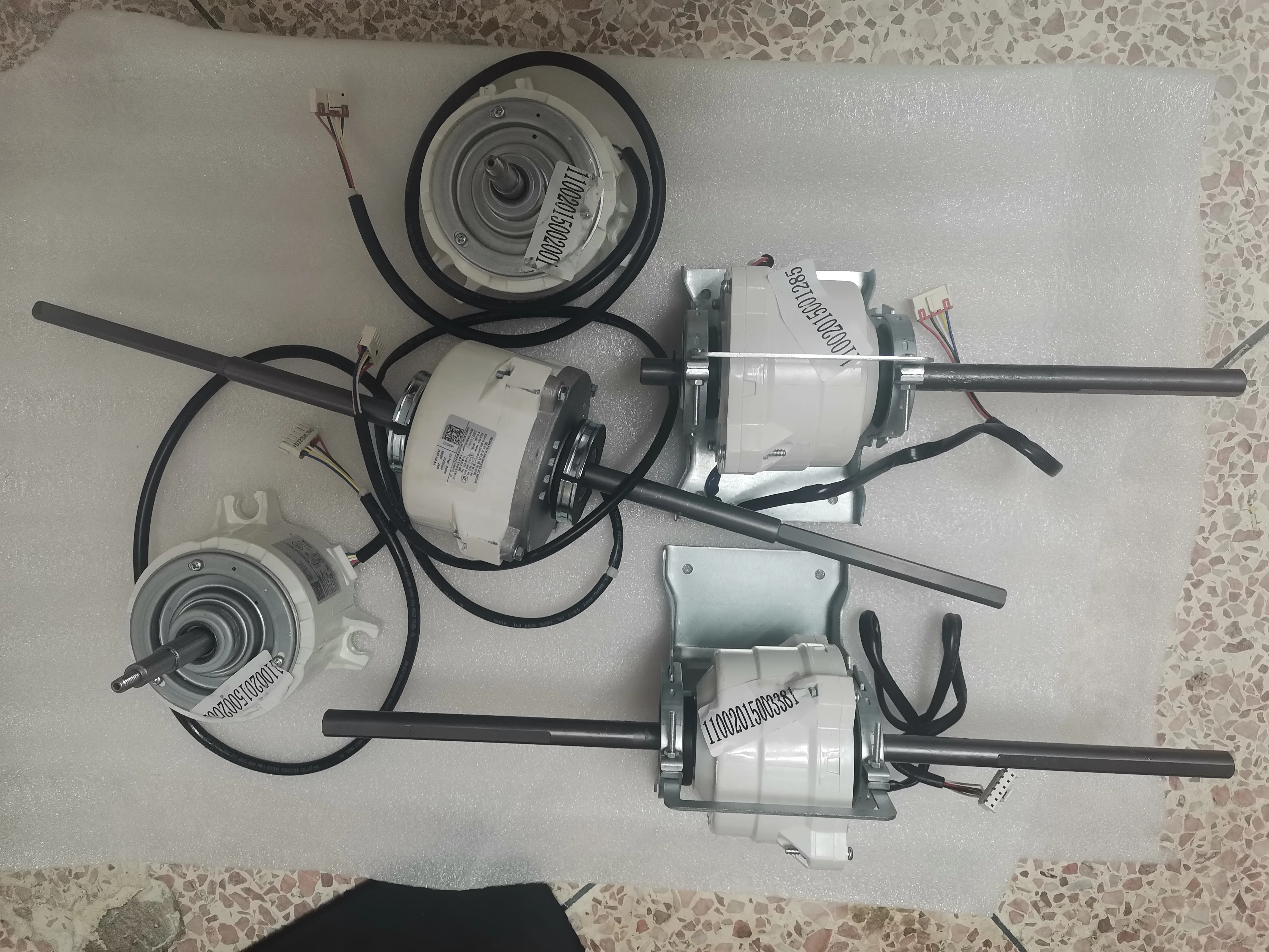 brushless DC dual shaft motor 11002015000136 WZDK150-38GS ZKFP-150-8-1 DC310V 150W brand new 1 unit