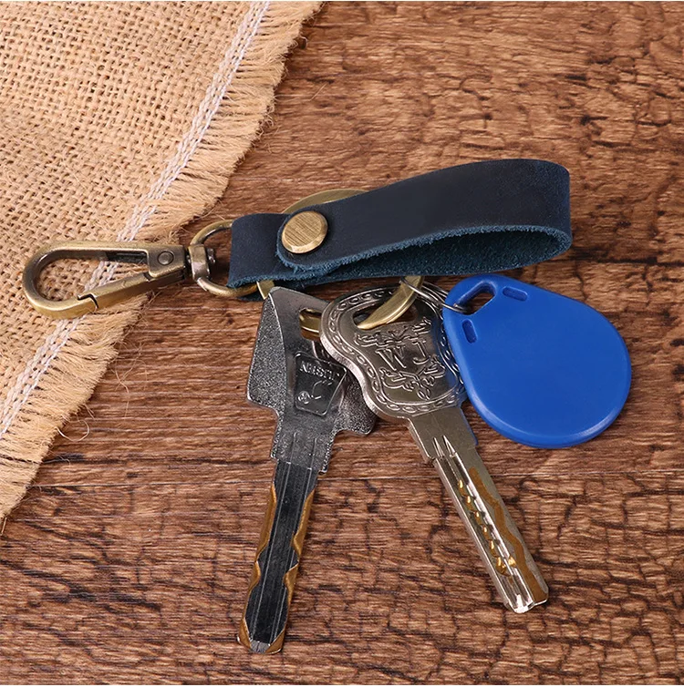 Wholesale Custom Logo premium leather keychain genuine leather keychain blanks