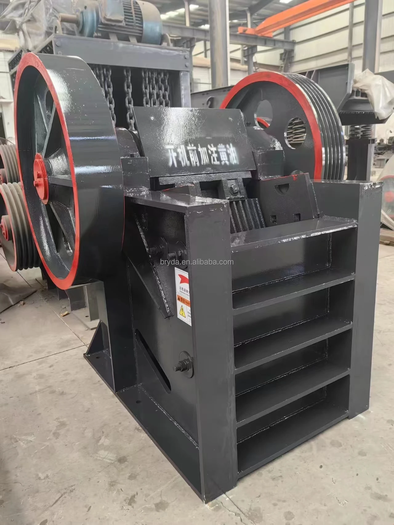 Electric control system of intelligent jaw crusher to improve the automation level of equipment