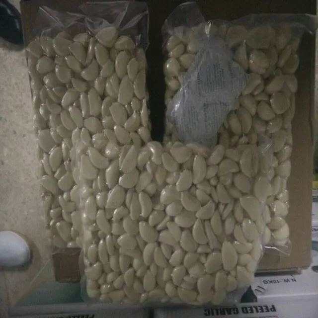 
Chinese manufacturer supplier 280-320 Vacuum packed fresh peeled garlic 