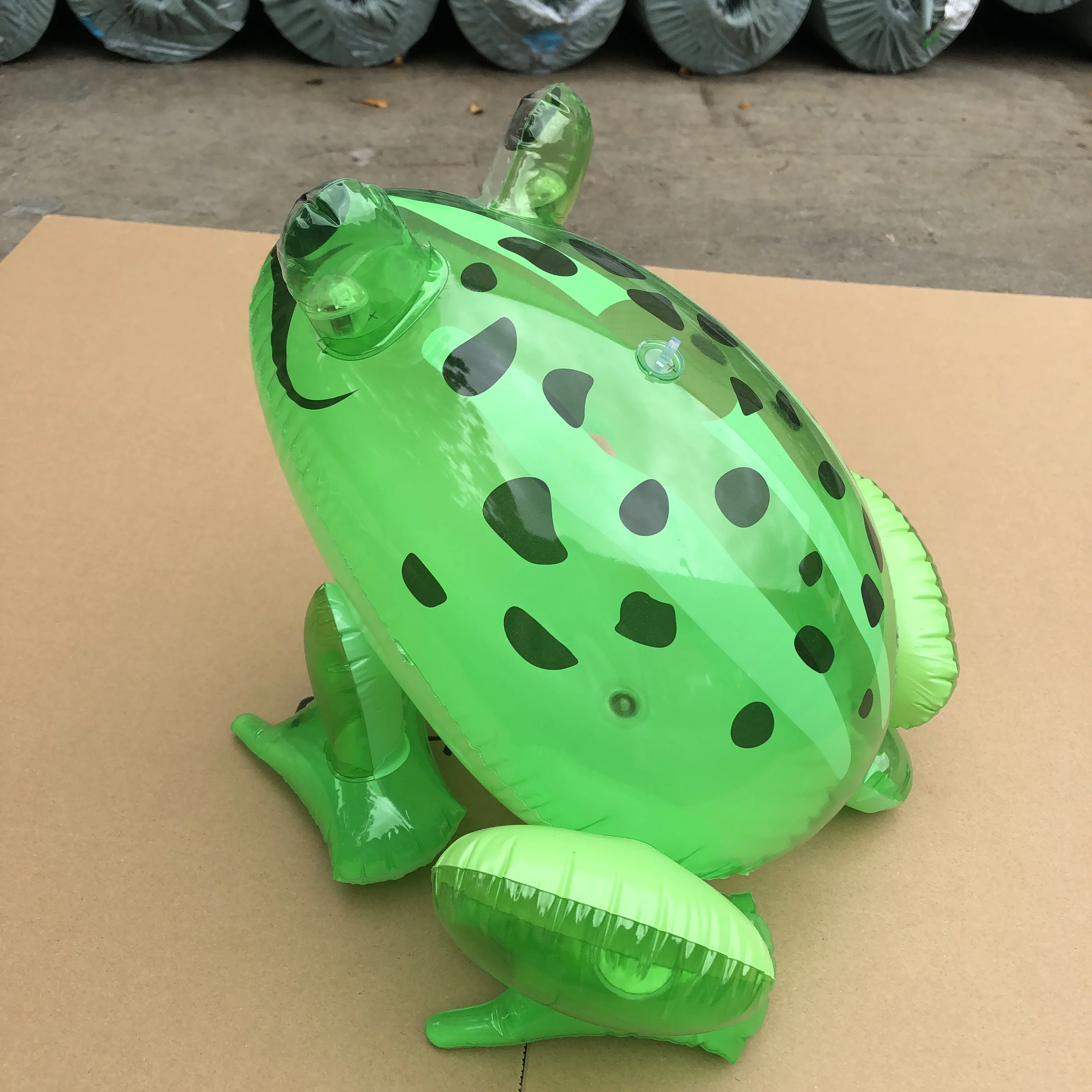 Stall Goods Inflatable Frog Toy with Led Light Rope Dog Opp Bag Durable Unisex Plastic Animals Theme Party Decorations 10 Pcs