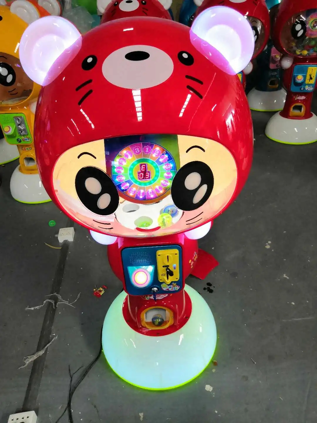 Low Price Coin Operated  Gashapon Toy Capsule Vending Machine Candy Machine Vending For Kids