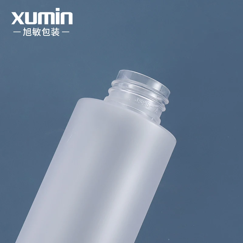 Wholesale bottle cosmetic silver circle 150ML plastic pet cosmetic for pump lotion bottle