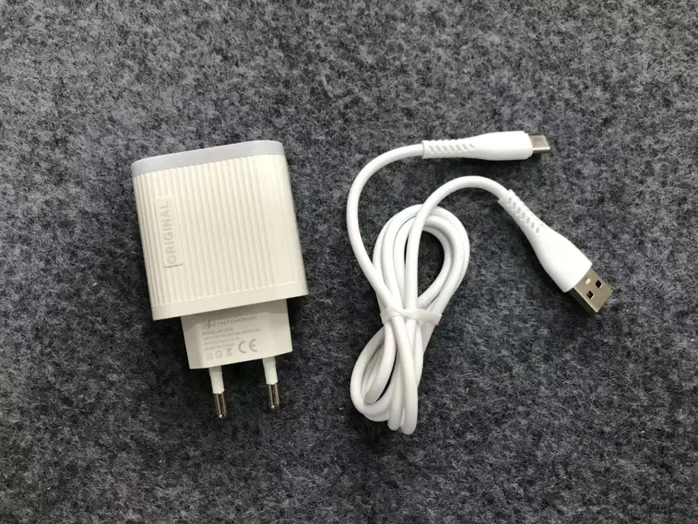  Дорожное зарядное устройство с 4usb-портами QC3.0 быстрое usb-кабелем и