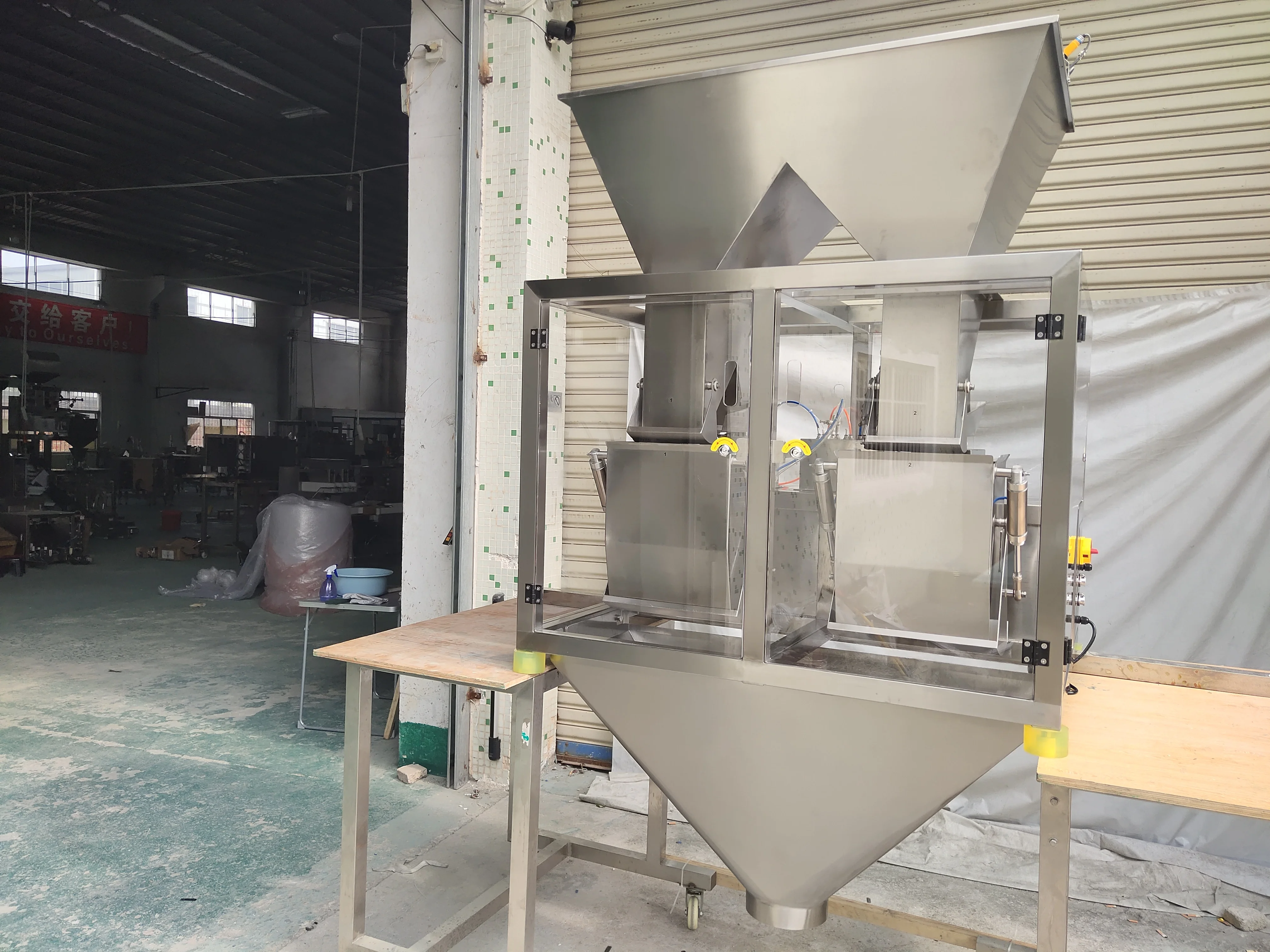 Big Large Heavy-duty Weight 5kg 10Kg 25KG Rice Filling Weigher Doser wooden fertilizer pellet granule product