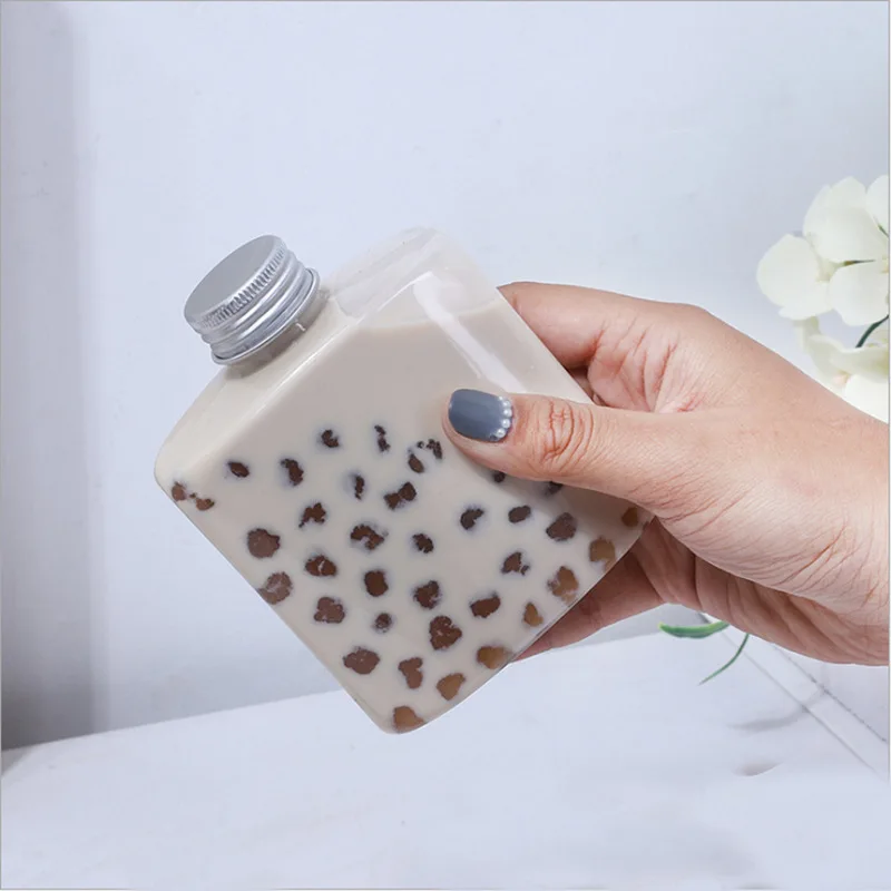 Popular PET Disposable Coffee Bottle 250ml Milk Tea Bottle Creative Portable Plastic Juice Beverage Bottle