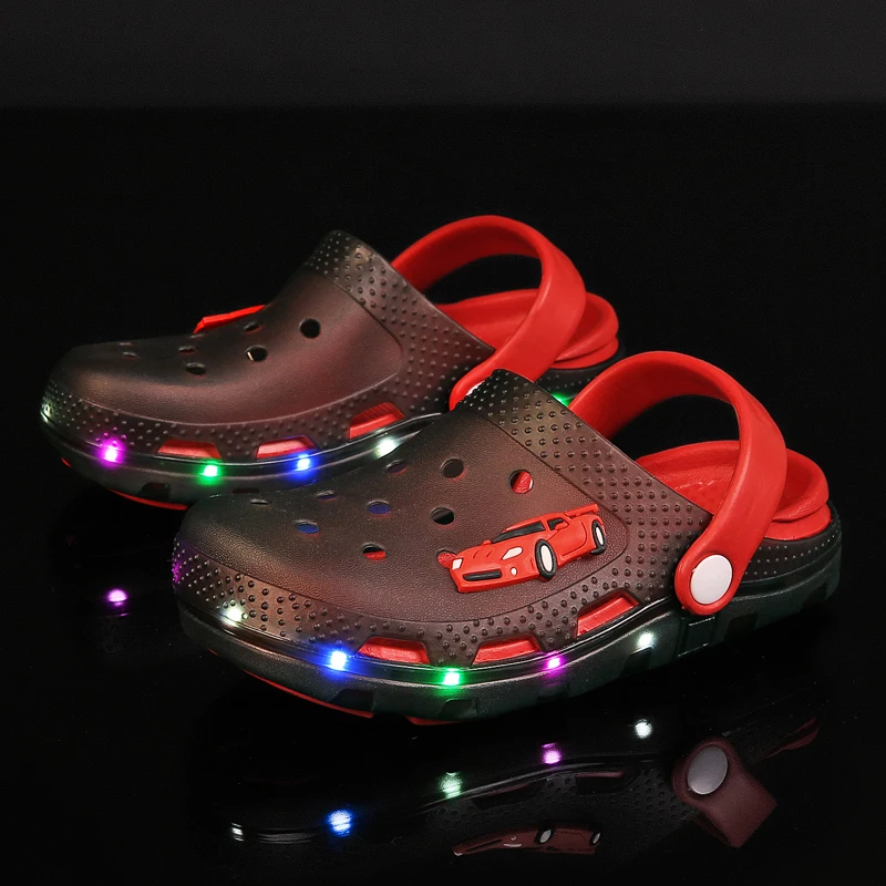 
Children Summer EVA Luminous Garden Clogs Led lighted Kids Croc Shoe Sandals Target girls slippers Slides Shoes for Kids 