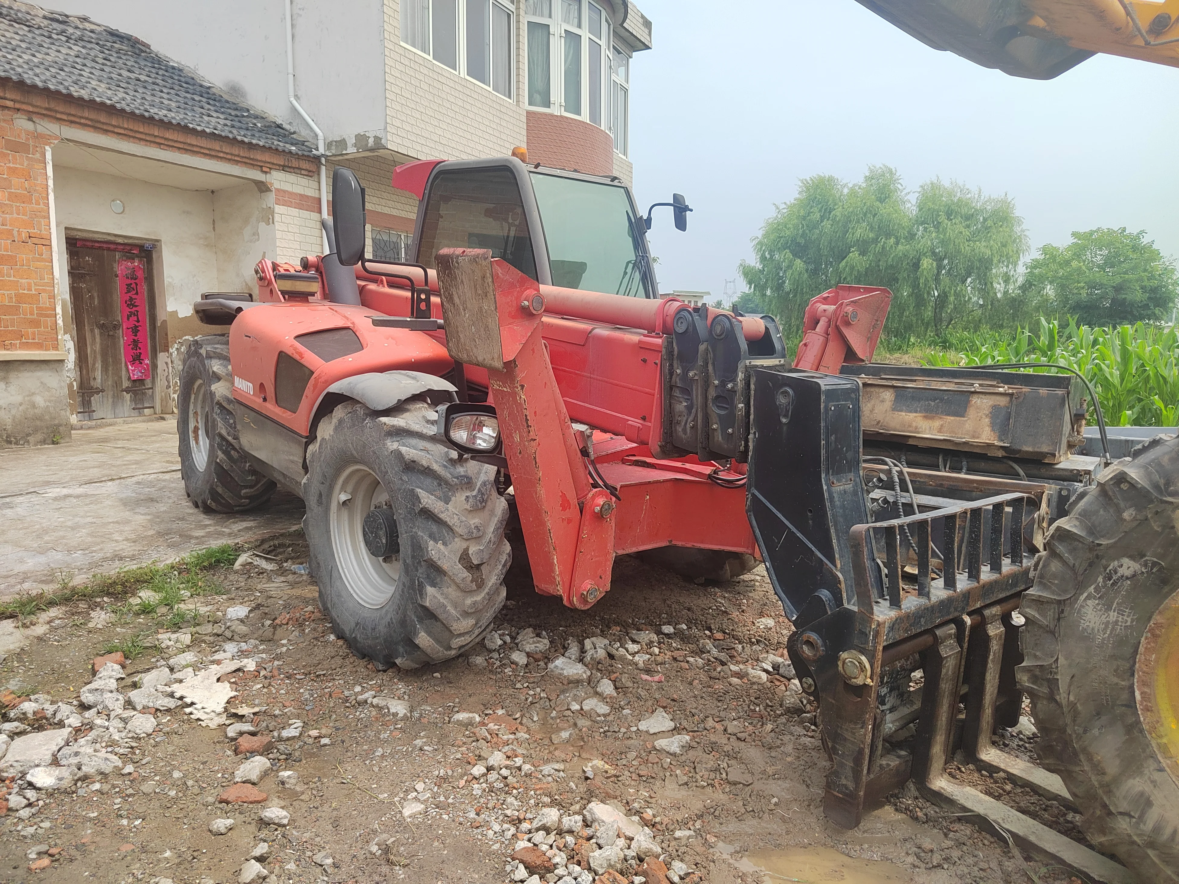 Вилочный погрузчик Manitou MT 1740 SLT telehander Подержанный оригинальный телескопический Mt1740 Slt Secondhand Jcb