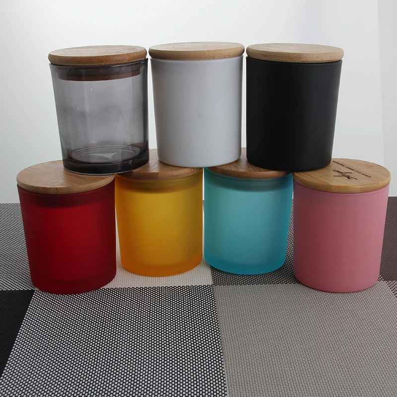 
Manufacturers Direct Round Coloured Glass Candle Jar With Bamboo Cover And Metal Cover 