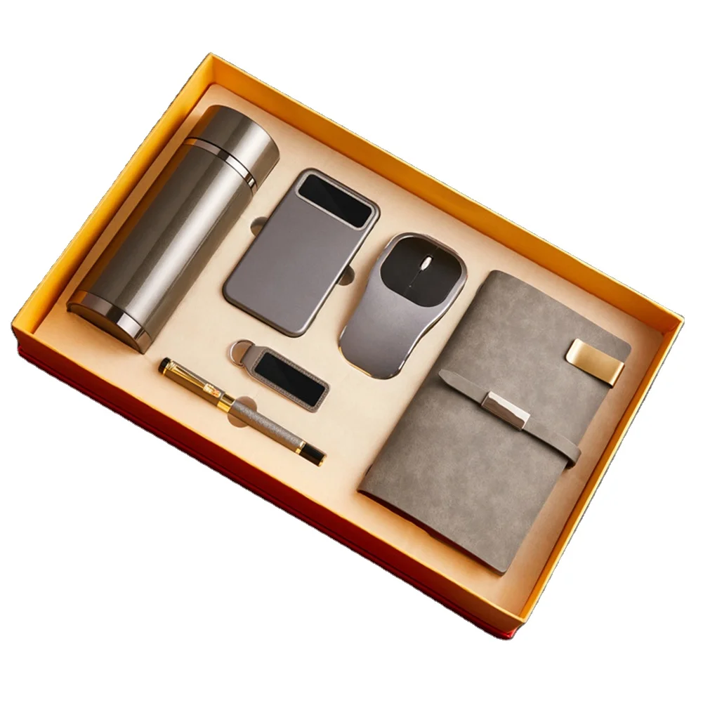 2024 Luxury Corporate Gifts, Promotional Vip Gift Set Goodies Business Gift For Corporate Giveaways Sets/