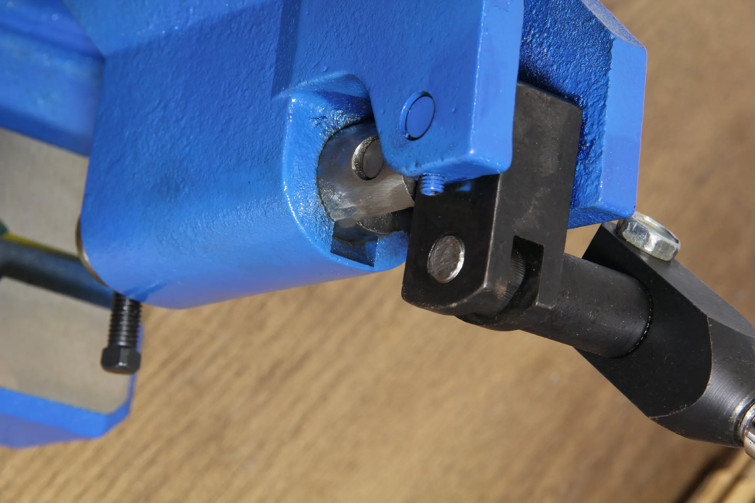 Manual Press Puncher Hand Punching Machine Manual Punch Punching Press Hand Machine Punch Tool Hole-Punch Machine