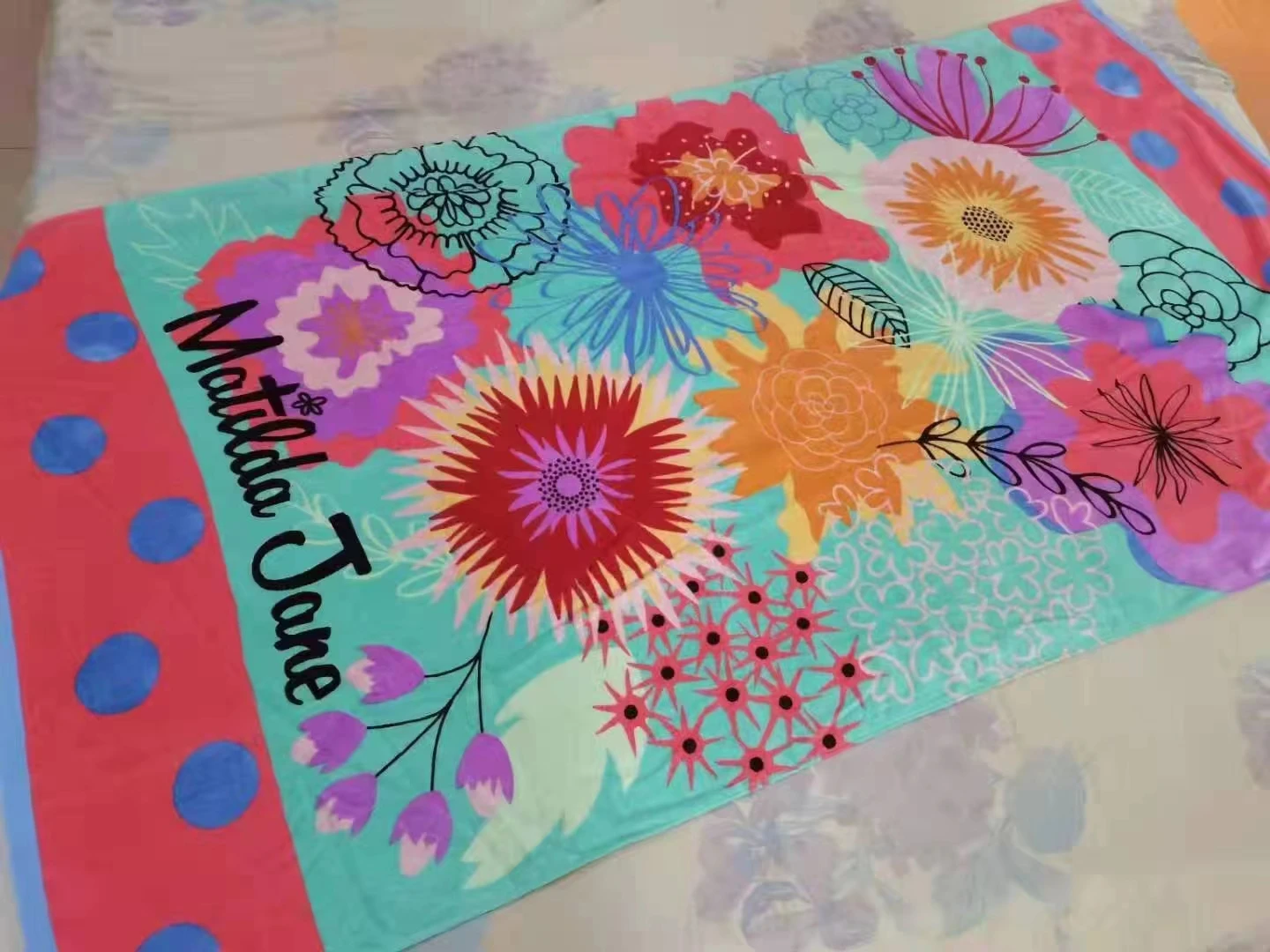 cheap stock lot beach towels