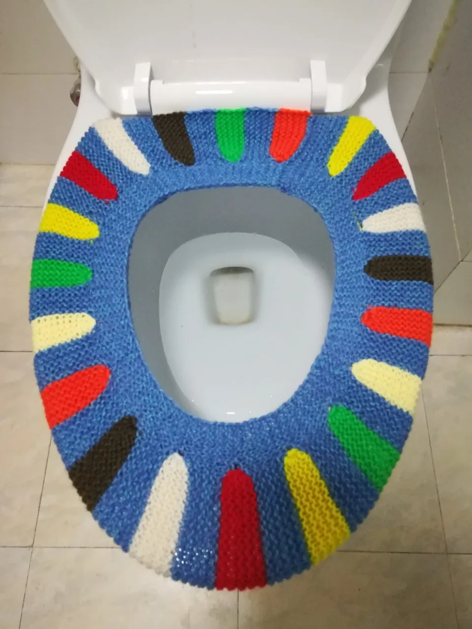 Hotselling Chinese colorful anti shrinking anti pilling knit 4 ply acrylic yarn for knitting crochet