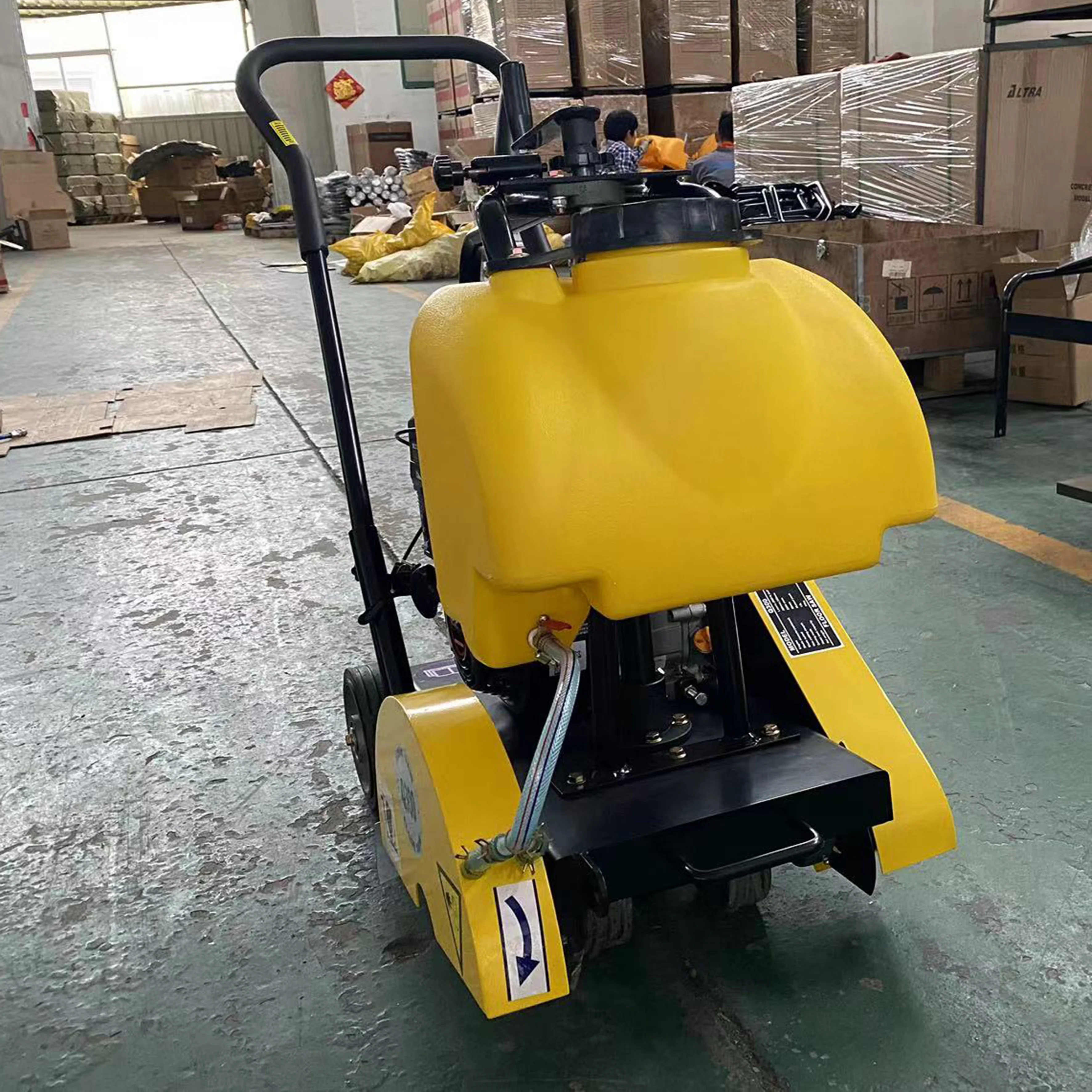 Hand held floor saw concrete cutter gasoline concrete road cutting machine