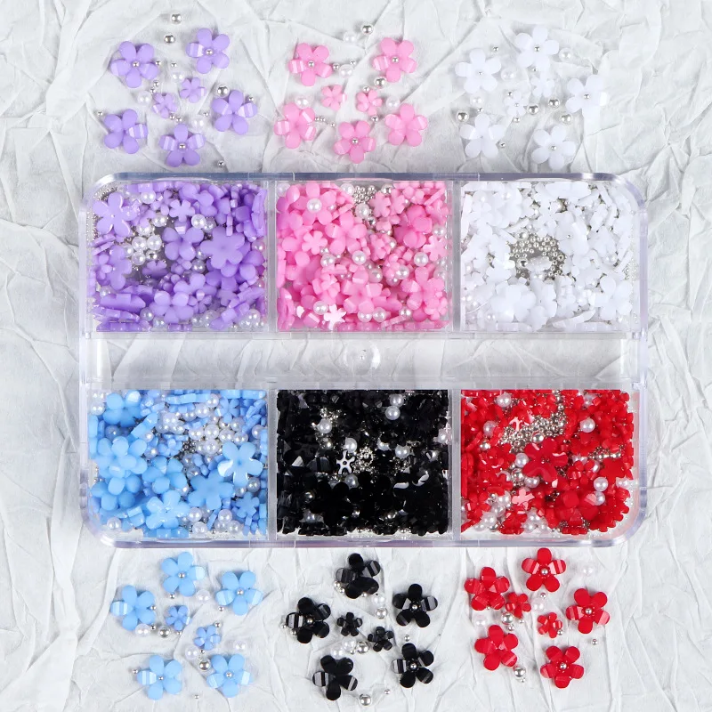 New Fashion Resin Mini Flower Gold Silver Beads Mixed Nail Art Decoration Nail Art Supplies
