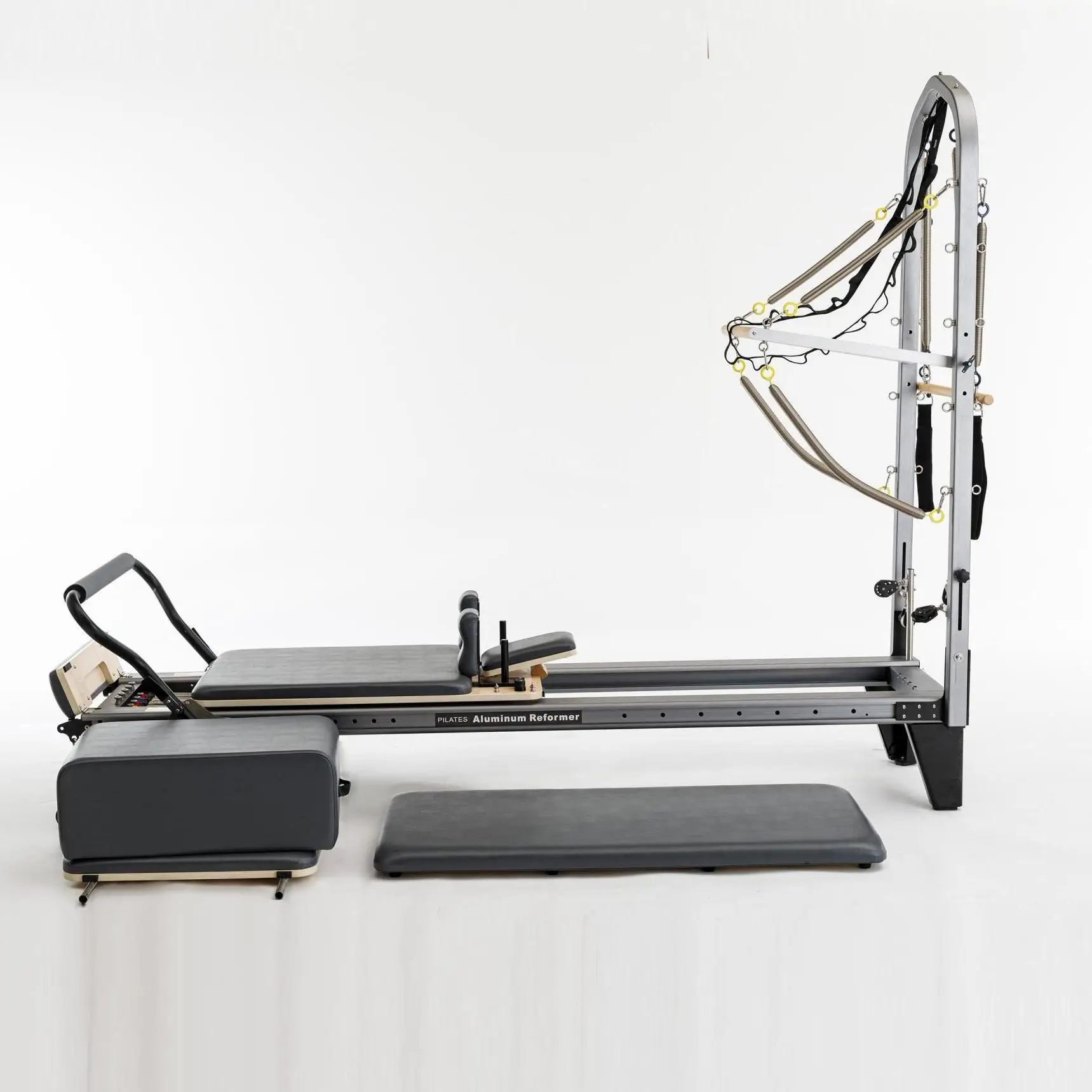 yoga training fitness Commercial studio aluminum pilates reformer with tower