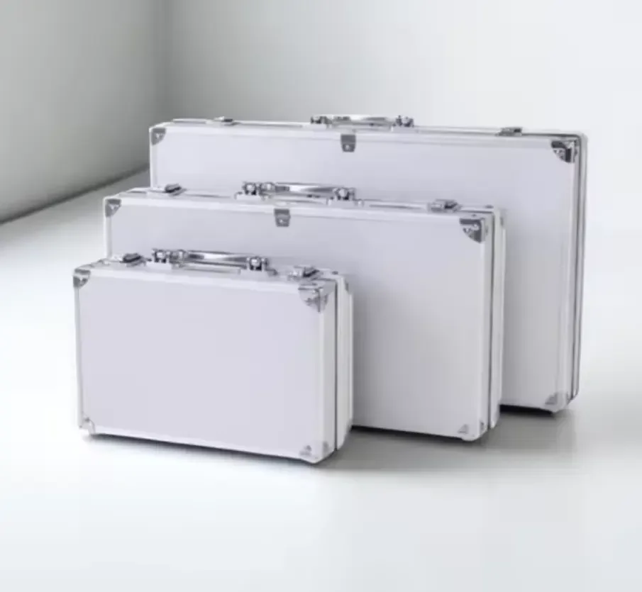 100 % Full Aluminum case with foam cut Attache Hard side Business metal Aluminum Brief Case  13 INCH 14 inch metal briefcase TSA