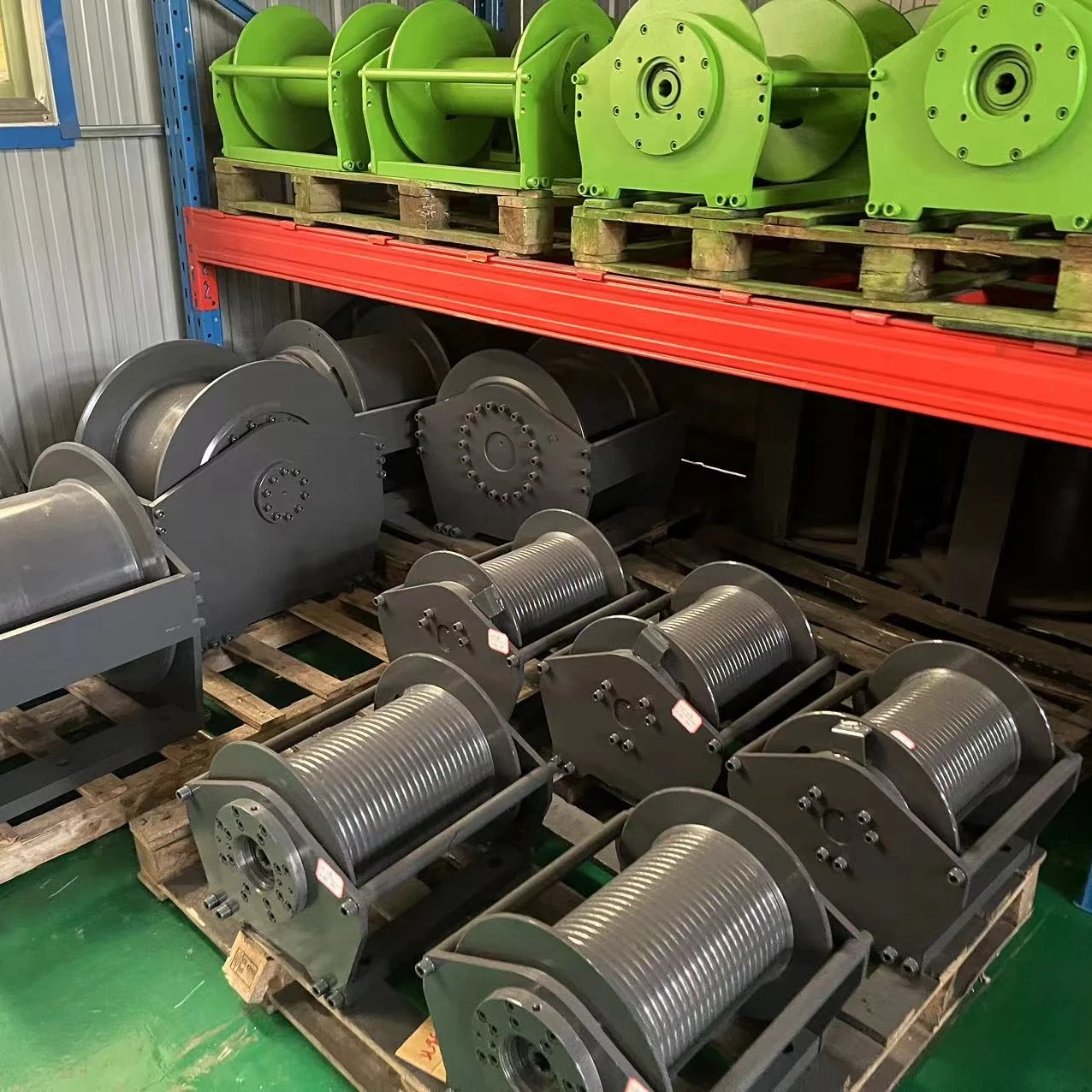 High quality small 1T 2 t 3 t hydraulic winch Five star deceleration engineering vehicle hydraulic lift towing customized price