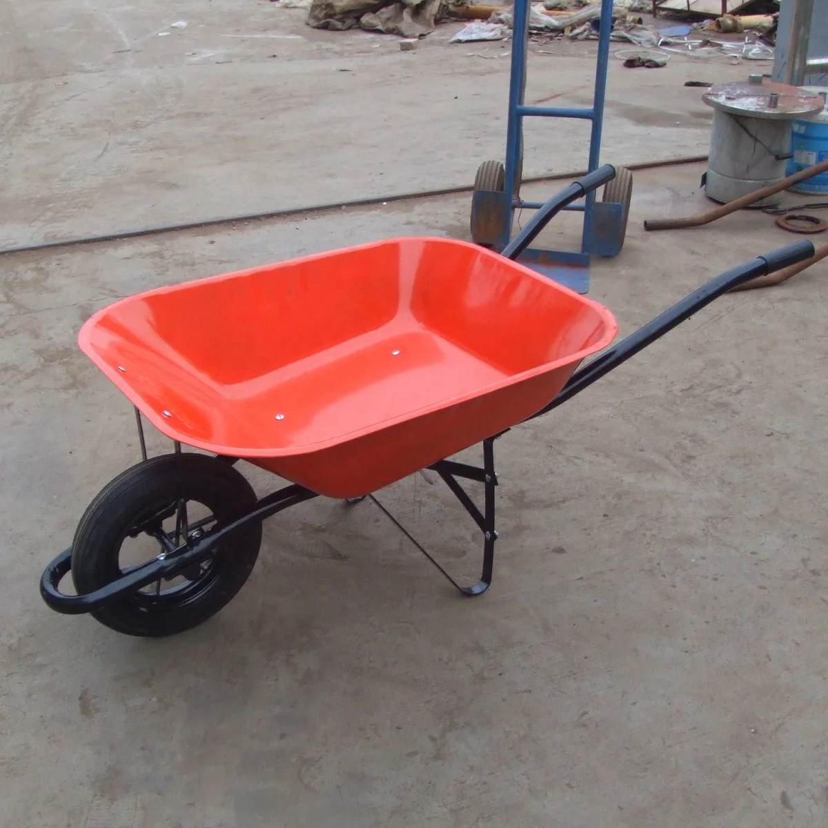 High quality  wheelbarrow  WB6500 with solid wheel  Middle East market