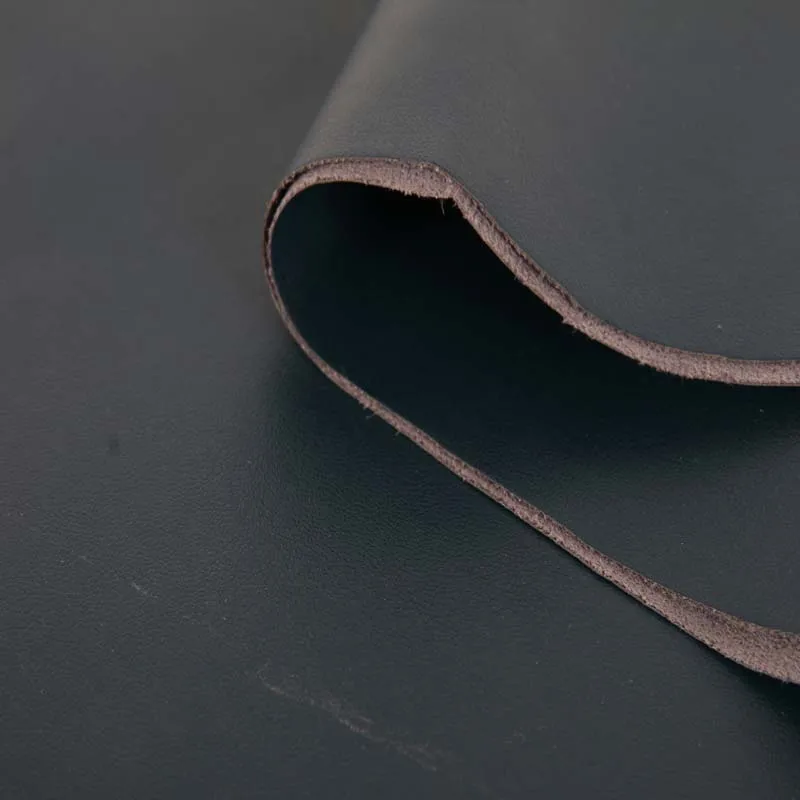 Waterproof PU  Polyester  Fabric Fashional Outdoor Bag and Luggage Making Materials Leather